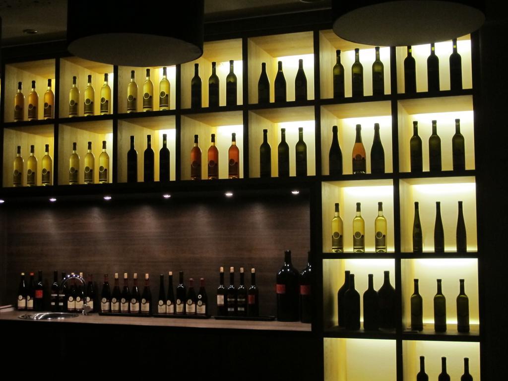 Weingut Seck Hotel Dolgesheim Exterior photo
