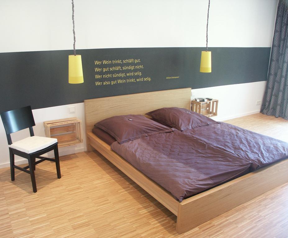 Weingut Seck Hotel Dolgesheim Exterior photo